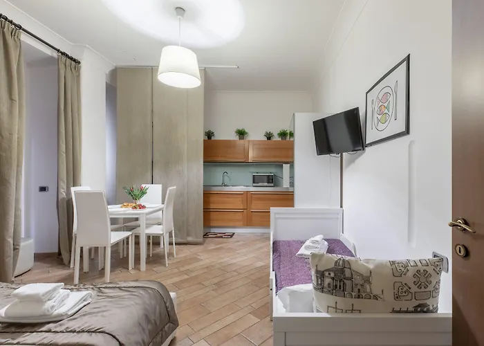 Vendégház Flaminiarooms 4*