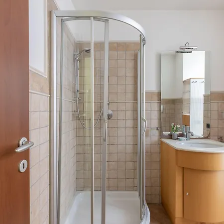 Flaminiarooms Casa de hóspedes 4*